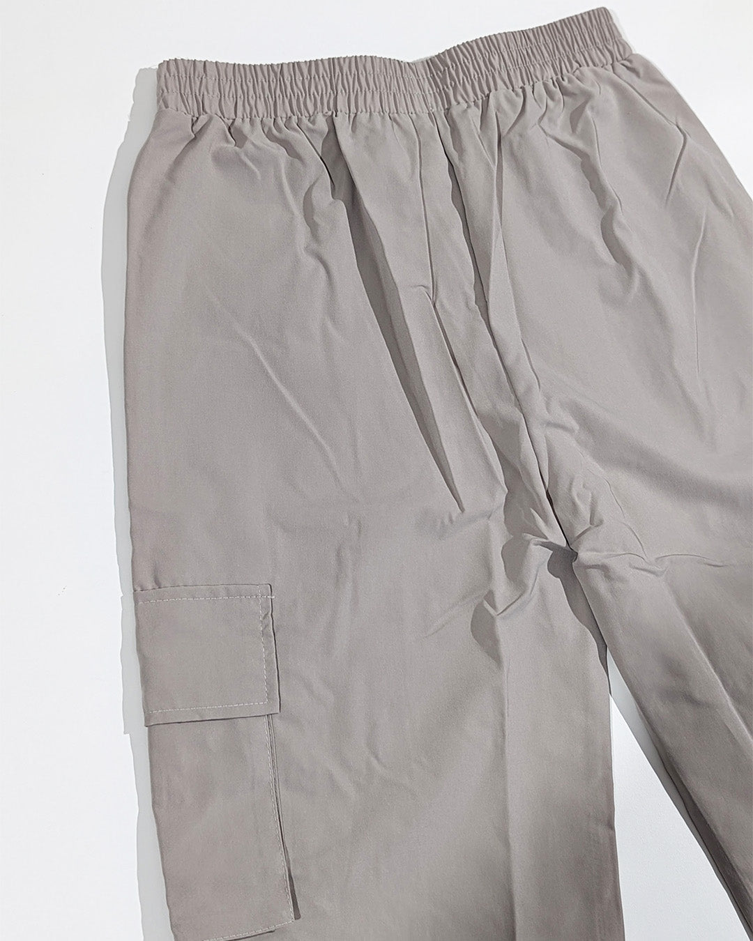 PANTALÓN CARGO MUJER (GRIS)