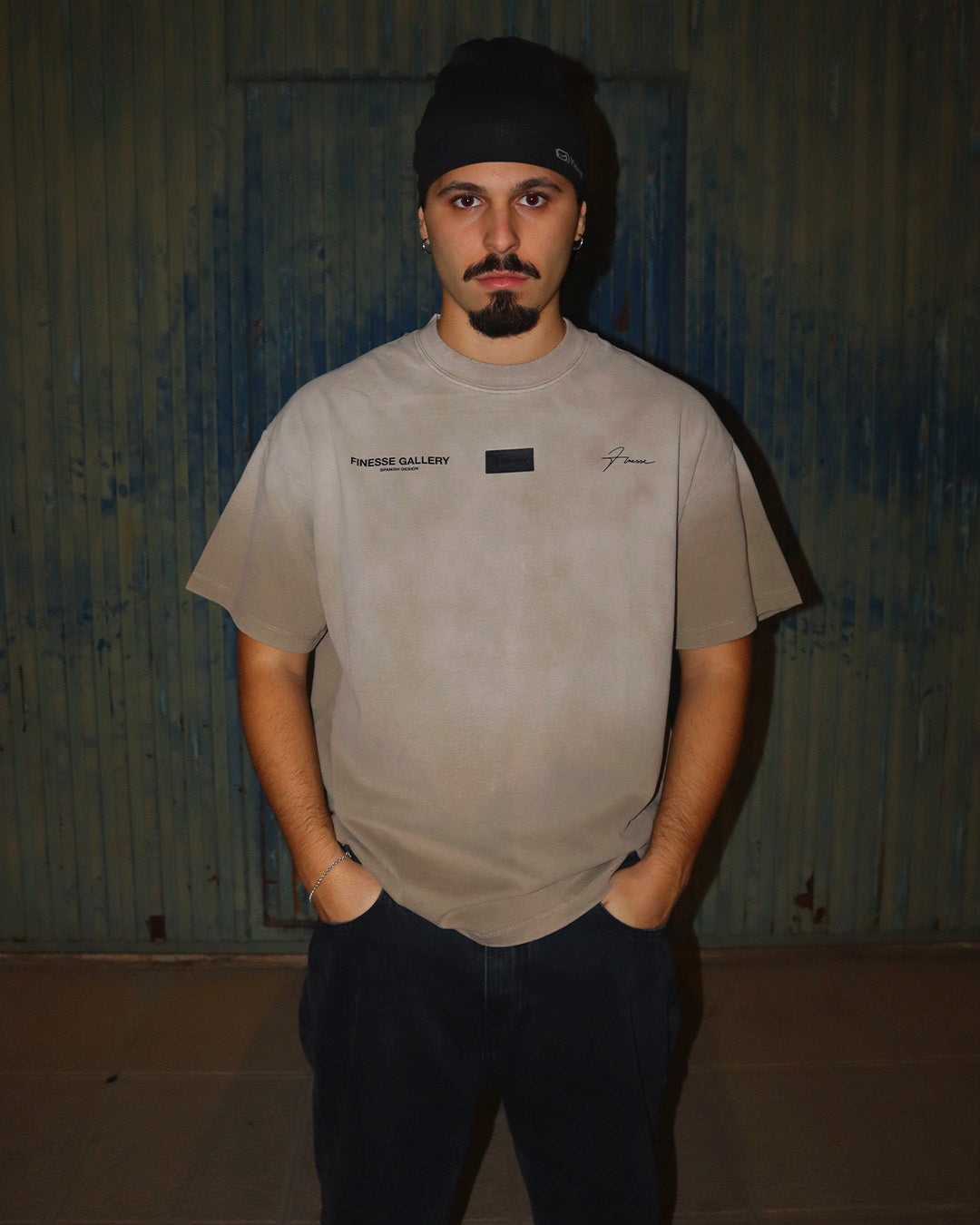 CAMISETA DESGASTADA OVERSIZE (BEIGE)